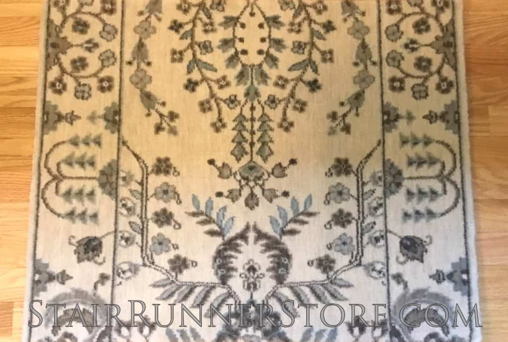 Nourison Sarouk Stair Runner Shell 30"
