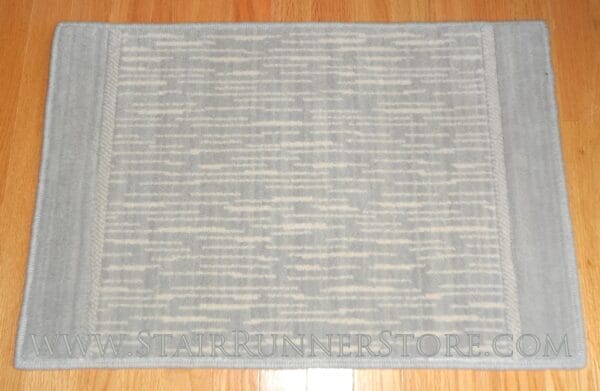 Victoria Wellington Stair Runner Icicle 27" sample