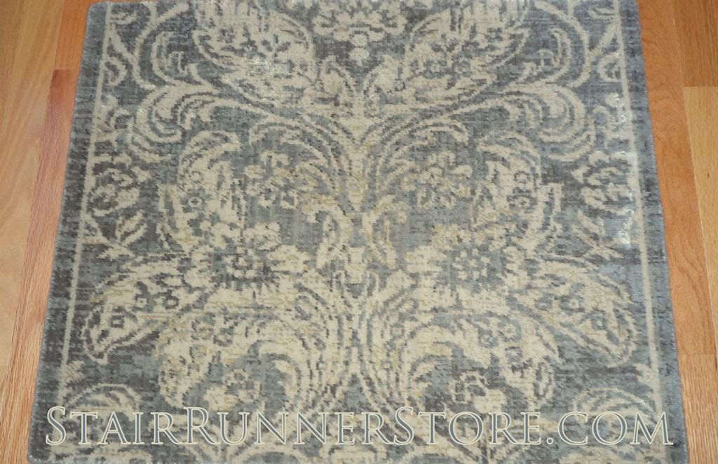 Silken Allure Stair Runner Mushroom 30"