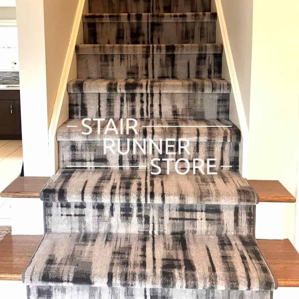 Edmund Custom Size Straight Stair Runner
